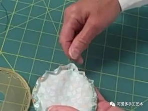 碎布頭舊衣服剪了個(gè)圓,用針線縮縫了一下,讓人羨慕的家居用品全都拼出來了 附教程