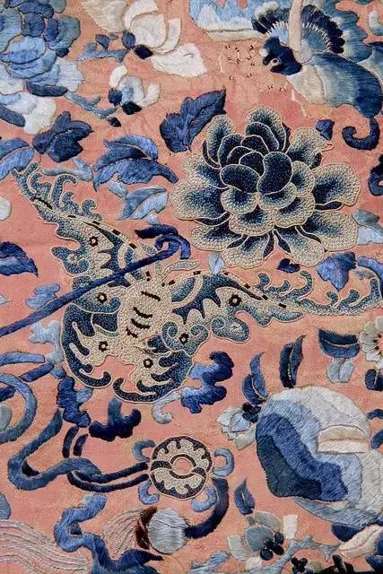刺繡服飾,獨特的韻味 騰訊新聞