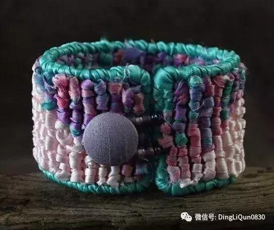布條鉤針繡家居用品,另有一種粗獷的美